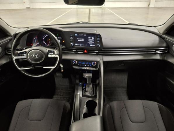 Hyundai Elantra VII (CN7) с пробегом 2021 года, цена 2 010 000 рублей, 90068 км, седан, Автокод Объявления
