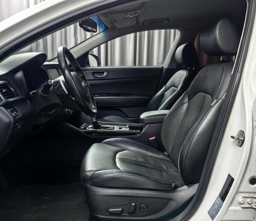 Kia Optima IV Рестайлинг с пробегом 2018 года, цена 1 898 000 рублей, 124962 км, седан, Автокод Объявления