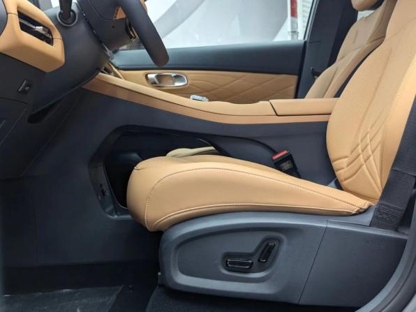 Новый Geely Galaxy Starship 7 2025 года, цена 3 349 000 рублей, внедорожник, Автокод Объявления