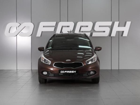 Kia Ceed II с пробегом 2014 года, цена 980 000 рублей, 127568 км, универсал, Автокод Объявления
