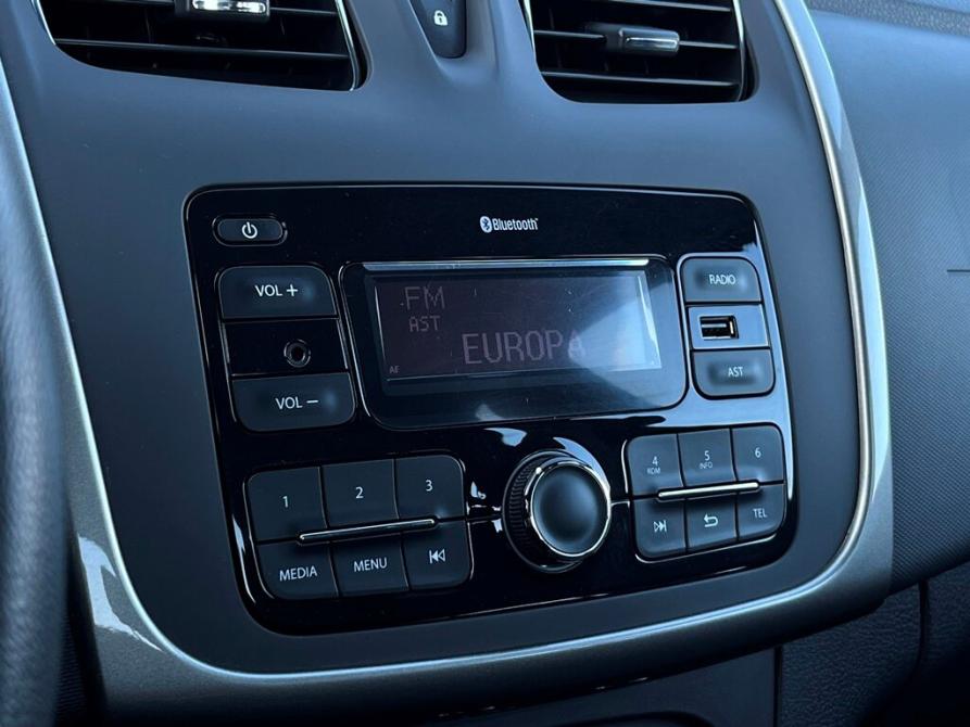 Renault Logan II Рестайлинг Санкт-Петербург  - изображение 16