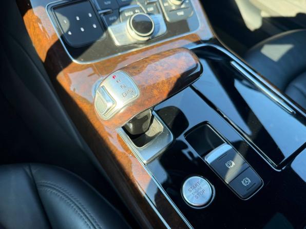 Audi A8 III (D4) Рестайлинг с пробегом 2014 года, цена 1 975 000 рублей, 202000 км, седан, Автокод Объявления