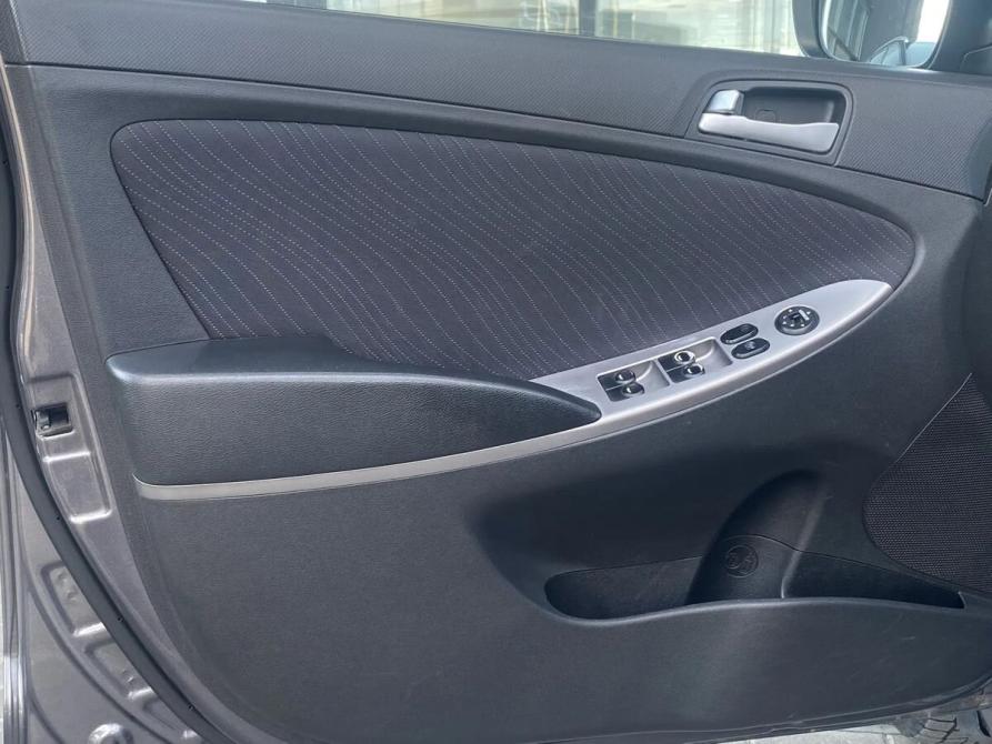 Hyundai Solaris I Рестайлинг Волгоград  - изображение 16