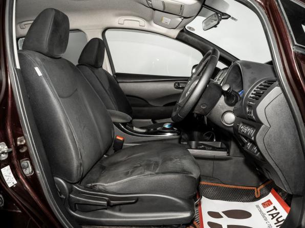 Nissan Leaf I (ZE0/AZE0) с пробегом 2014 года, цена 865 000 рублей, 77727 км, хэтчбек, Автокод Объявления