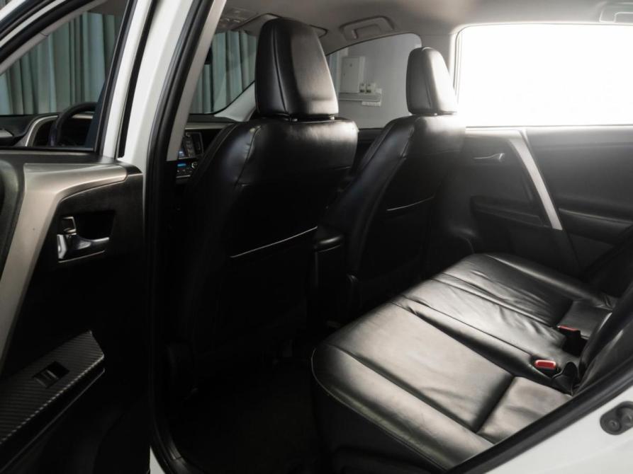 Toyota RAV4 IV (XA40) Тюмень  - изображение 11