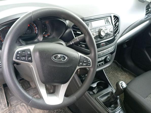 Lada (ВАЗ) Vesta I с пробегом 2018 года, цена 925 000 рублей, 72000 км, седан, Автокод Объявления