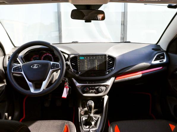 Lada (ВАЗ) Vesta I с пробегом 2021 года, цена 1 295 000 рублей, 81000 км, универсал, Автокод Объявления