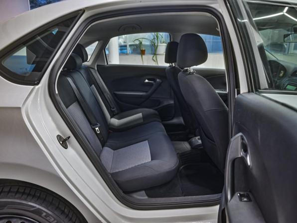 Volkswagen Polo V с пробегом 2015 года, цена 691 850 рублей, 198000 км, седан, Автокод Объявления