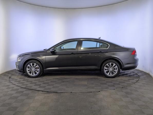 Volkswagen Passat B8 Рестайлинг с пробегом 2020 года, цена 2 500 000 рублей, 33972 км, седан, Автокод Объявления