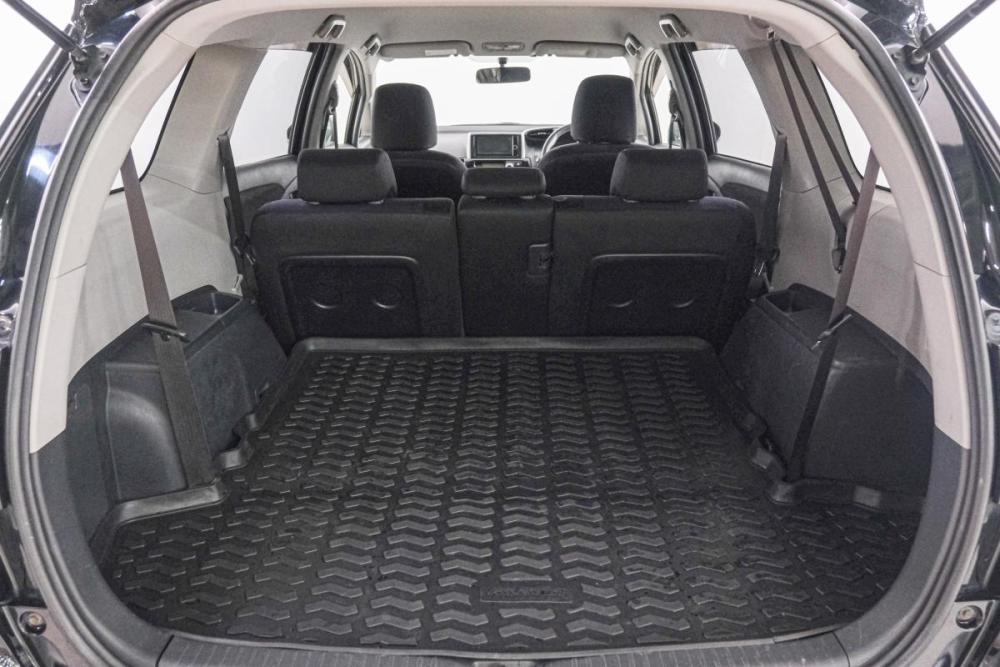 Toyota Wish II Рестайлинг Красноярск  - изображение 19