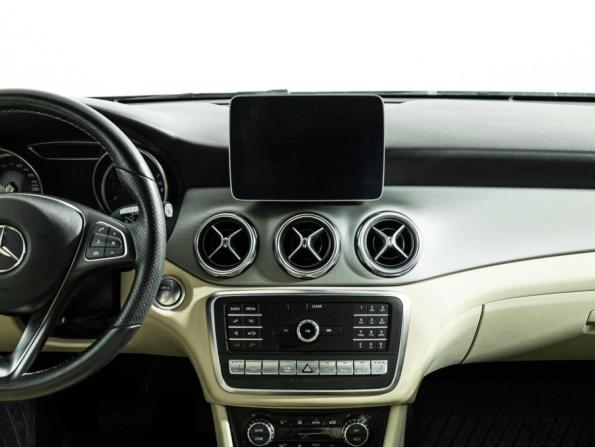 Mercedes-Benz GLA I (X156) Рестайлинг с пробегом 2019 года, цена 2 399 700 рублей, 127709 км, внедорожник, Автокод Объявления