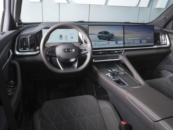 Geely Monjaro I Рестайлинг 2 с пробегом 2026 года, цена 4 570 000 рублей, 28 км, внедорожник, Автокод Объявления