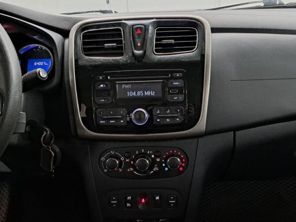 Renault Logan II с пробегом 2014 года, цена 660 000 рублей, 64007 км, седан, Автокод Объявления