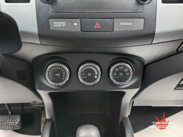 Mitsubishi Outlander II Рестайлинг с пробегом 2011 года, цена 1 198 000 рублей, 209000 км, внедорожник, Автокод Объявления