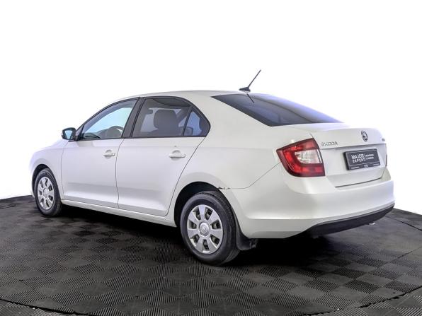 Skoda Rapid I Рестайлинг с пробегом 2019 года, цена 840 000 рублей, 218350 км, лифтбек, Автокод Объявления