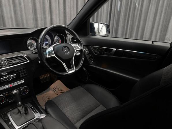 Mercedes-Benz C-Класс III (W204) Рестайлинг с пробегом 2012 года, цена 1 400 000 рублей, 109000 км, седан, Автокод Объявления