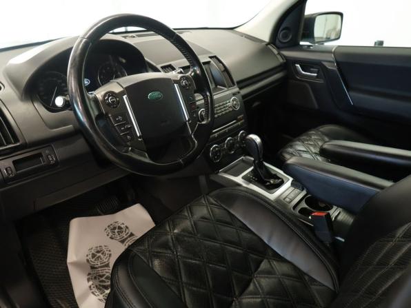 Land Rover Freelander II Рестайлинг 2 с пробегом 2013 года, цена 1 293 000 рублей, 265439 км, внедорожник, Автокод Объявления