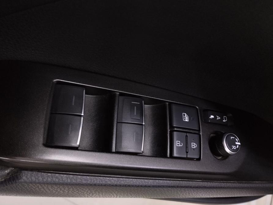 Toyota Camry VIII (XV70) Рестайлинг Минеральные Воды  - изображение 17