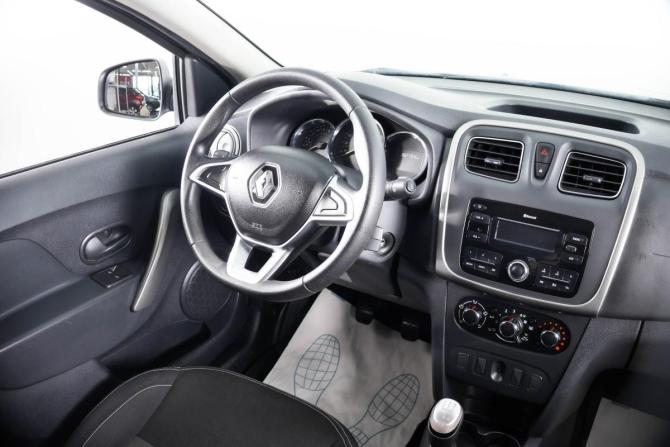 Renault Sandero II Рестайлинг с пробегом 2020 года, цена 1 249 000 рублей, 182600 км, хэтчбек, Автокод Объявления