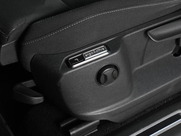 Volkswagen Tiguan II с пробегом 2019 года, цена 2 399 000 рублей, 144044 км, внедорожник, Автокод Объявления