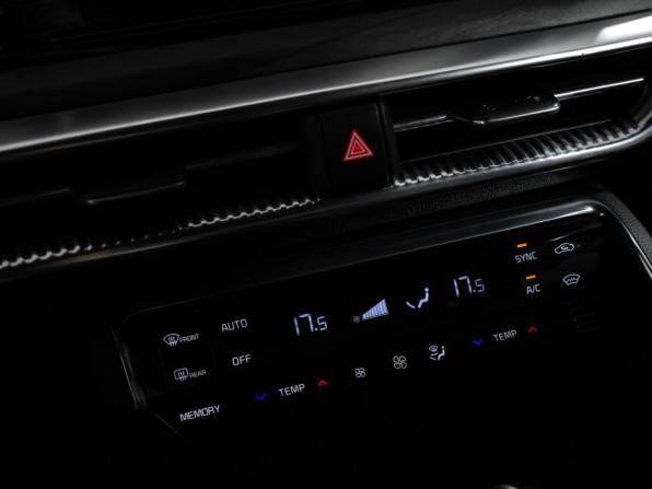 Kia K5 III с пробегом 2021 года, цена 1 720 000 рублей, 218456 км, седан, Автокод Объявления
