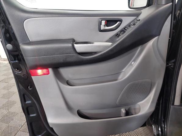 Hyundai Grand Starex I Рестайлинг с пробегом 2015 года, цена 2 450 000 рублей, 198000 км, минивэн, Автокод Объявления