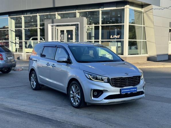 Kia Carnival III с пробегом 2019 года, цена 3 150 000 рублей, 54000 км, минивэн, Автокод Объявления