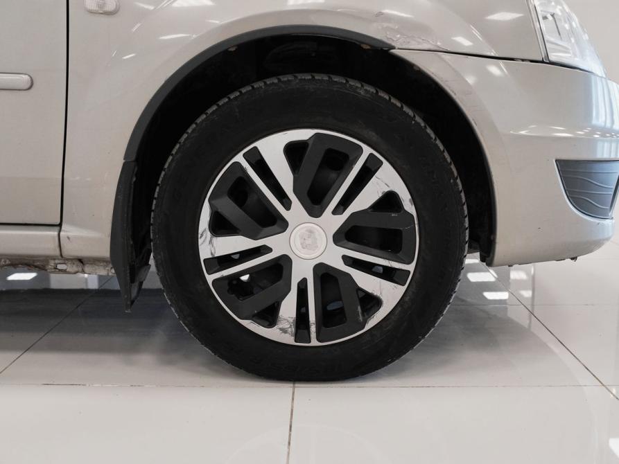 Renault Logan I Рестайлинг Самара  - изображение 20