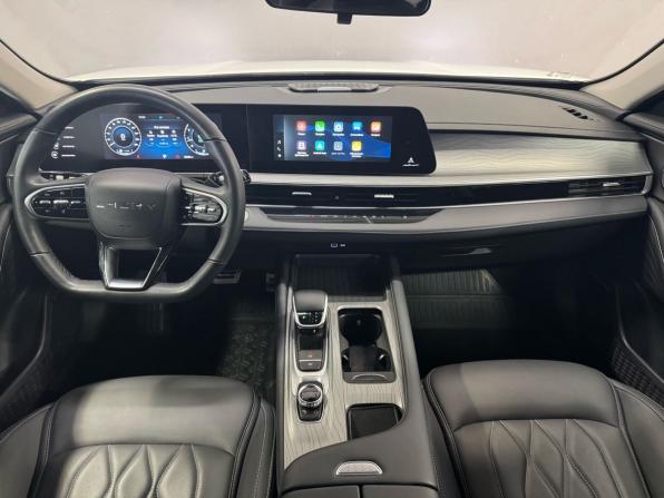 Chery Arrizo 8 с пробегом 2024 года, цена 1 970 000 рублей, 32648 км, седан, Автокод Объявления