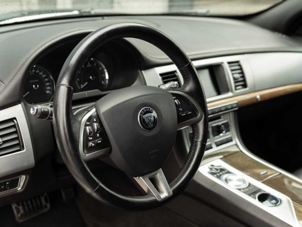 Jaguar XF I Рестайлинг с пробегом 2014 года, цена 1 600 000 рублей, 180715 км, седан, Автокод Объявления