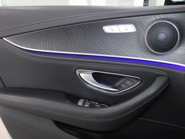Mercedes-Benz E-Класс V (W213 S213 C238) Рестайлинг с пробегом 2020 года, цена 4 369 900 рублей, 87742 км, седан, Автокод Объявления