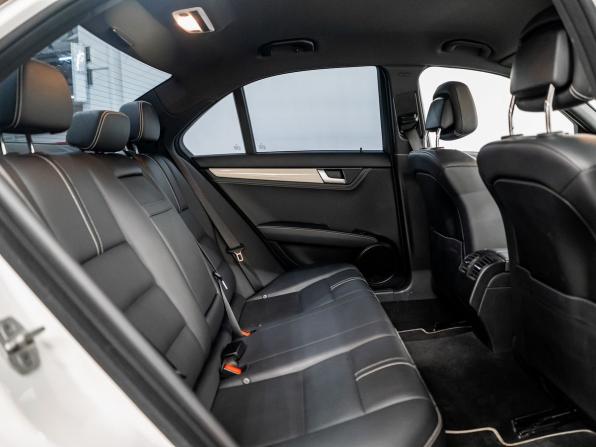 Mercedes-Benz C-Класс III (W204) Рестайлинг с пробегом 2012 года, цена 1 385 000 рублей, 70100 км, седан, Автокод Объявления