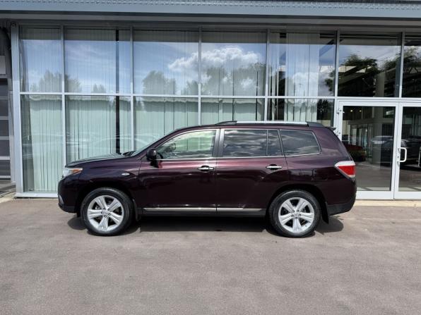 Toyota Highlander II (XU40) Рестайлинг с пробегом 2013 года, цена 2 120 000 рублей, 221038 км, внедорожник, Автокод Объявления