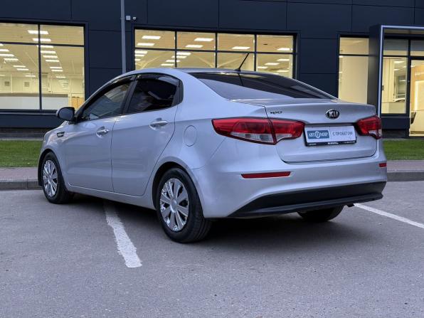 Kia Rio III Рестайлинг с пробегом 2015 года, цена 950 000 рублей, 207139 км, седан, Автокод Объявления