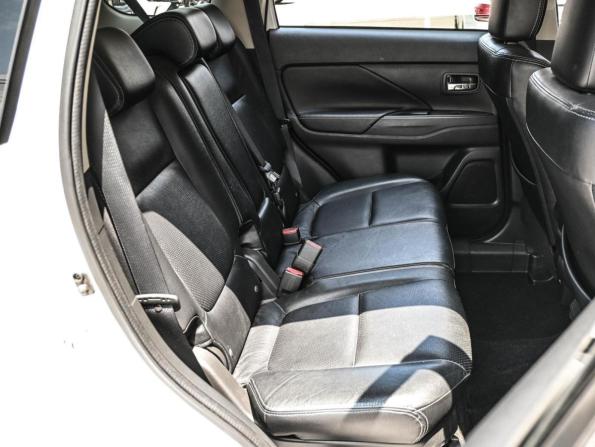 Mitsubishi Outlander III Рестайлинг с пробегом 2014 года, цена 1 569 000 рублей, 129818 км, внедорожник, Автокод Объявления