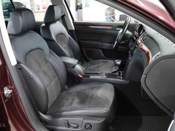 Skoda Superb II с пробегом 2012 года, цена 1 019 000 рублей, 237808 км, лифтбек, Автокод Объявления