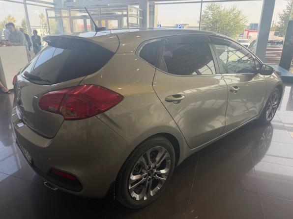Kia Ceed II с пробегом 2013 года, цена 1 425 000 рублей, 143825 км, хэтчбек, Автокод Объявления