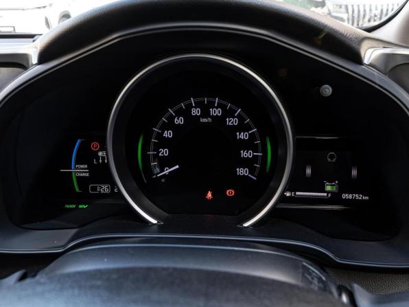 Honda Fit III Рестайлинг с пробегом 2018 года, цена 1 348 000 рублей, 58752 км, хэтчбек, Автокод Объявления