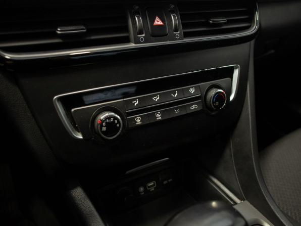Kia Optima IV Рестайлинг с пробегом 2019 года, цена 1 590 000 рублей, 221040 км, седан, Автокод Объявления