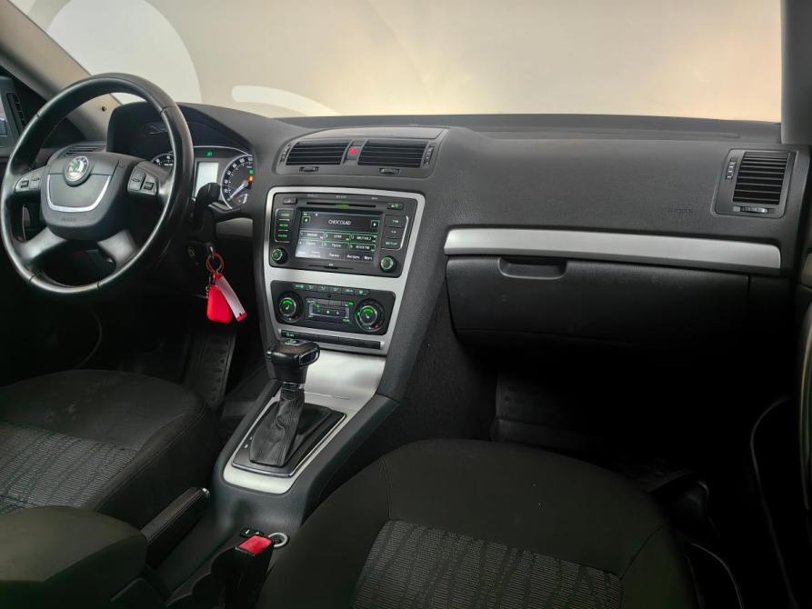 Skoda Octavia II (A5) Рестайлинг Москва  - изображение 7