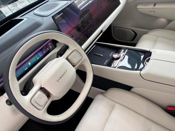 Lynk &amp; Co 900 с пробегом 2026 года, цена 8 350 000 рублей, 45 км, внедорожник, Автокод Объявления