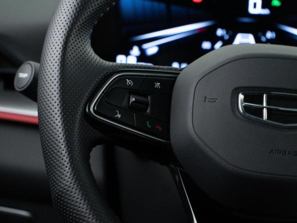 Geely Coolray I Рестайлинг с пробегом 2024 года, цена 2 293 444 рубля, 25465 км, внедорожник, Автокод Объявления