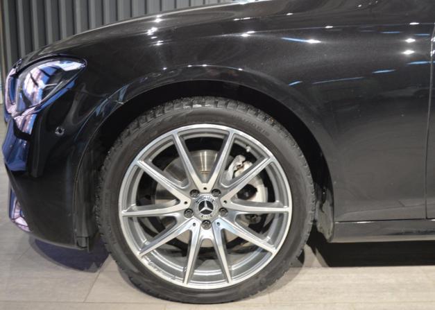 Mercedes-Benz E-Класс V (W213 S213 C238) Рестайлинг с пробегом 2022 года, цена 5 900 000 рублей, 32344 км, седан, Автокод Объявления