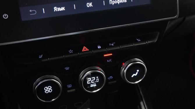 Renault Arkana I с пробегом 2019 года, цена 1 435 000 рублей, 136526 км, внедорожник, Автокод Объявления