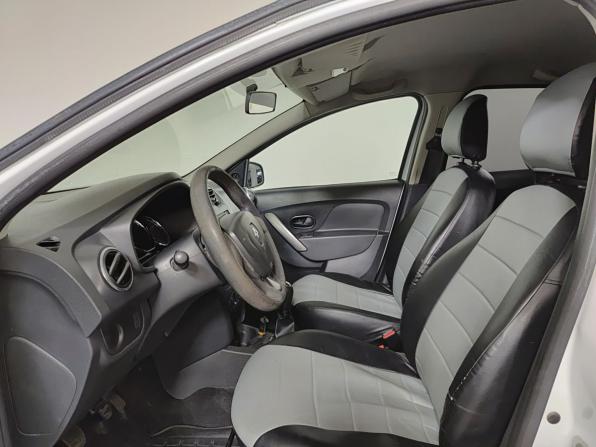 Renault Logan II с пробегом 2018 года, цена 470 000 рублей, 72551 км, седан, Автокод Объявления