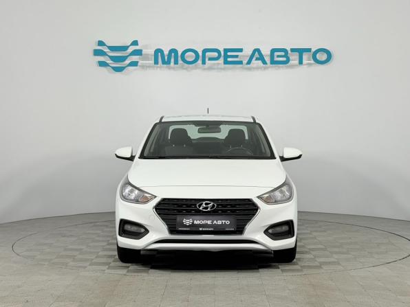 Hyundai Solaris II с пробегом 2017 года, цена 890 000 рублей, 177000 км, седан, Автокод Объявления