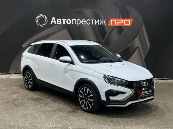 Lada (ВАЗ) Vesta I Рестайлинг (NG) с пробегом 2024 года, цена 1 377 000 рублей, 31095 км, универсал, Автокод Объявления