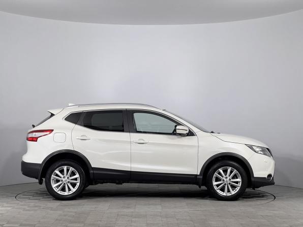 Nissan Qashqai II с пробегом 2017 года, цена 1 750 000 рублей, 156129 км, внедорожник, Автокод Объявления