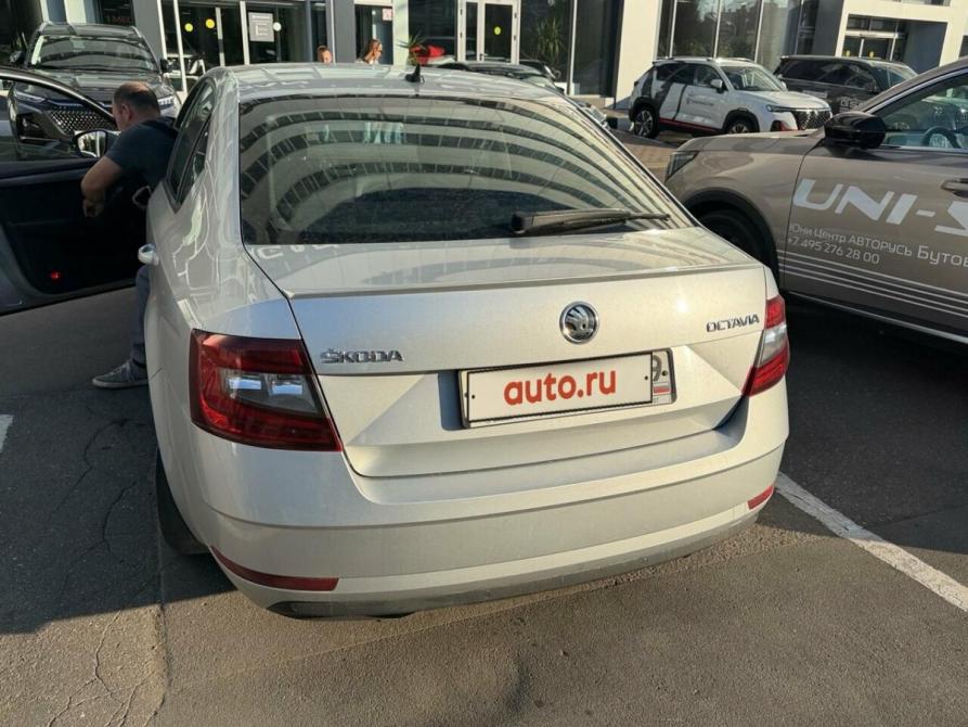 Skoda Octavia III (A7) Рестайлинг Москва  - изображение 5