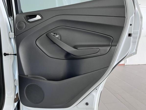 Ford Kuga II с пробегом 2014 года, цена 1 230 000 рублей, 137131 км, внедорожник, Автокод Объявления